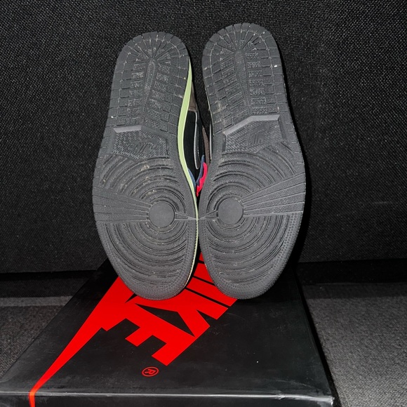 Biohack Jordan 1s - Picture 5 of 6